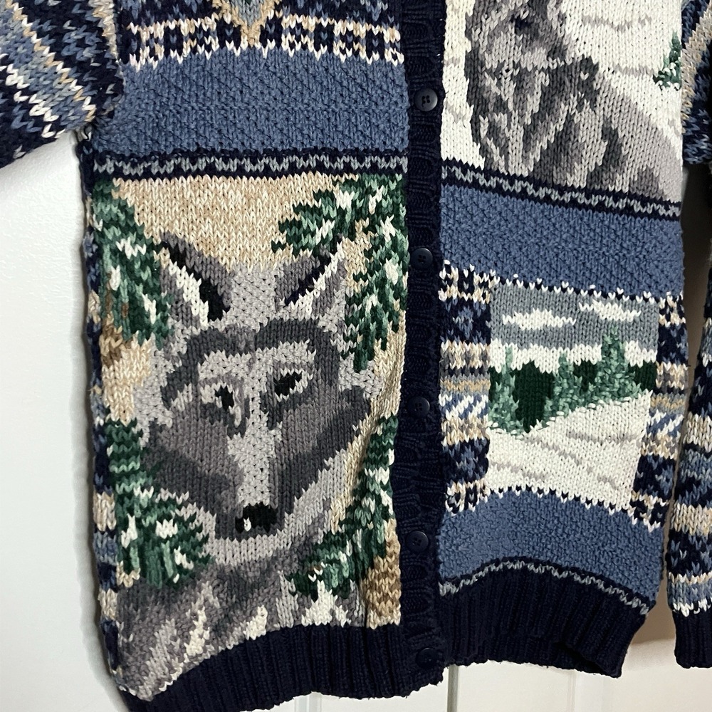Vintage Cabelas Womns Hand Knit Wolf Wilderness Cardigan Sweater Blue Fair Isle - Picture 2 of 8